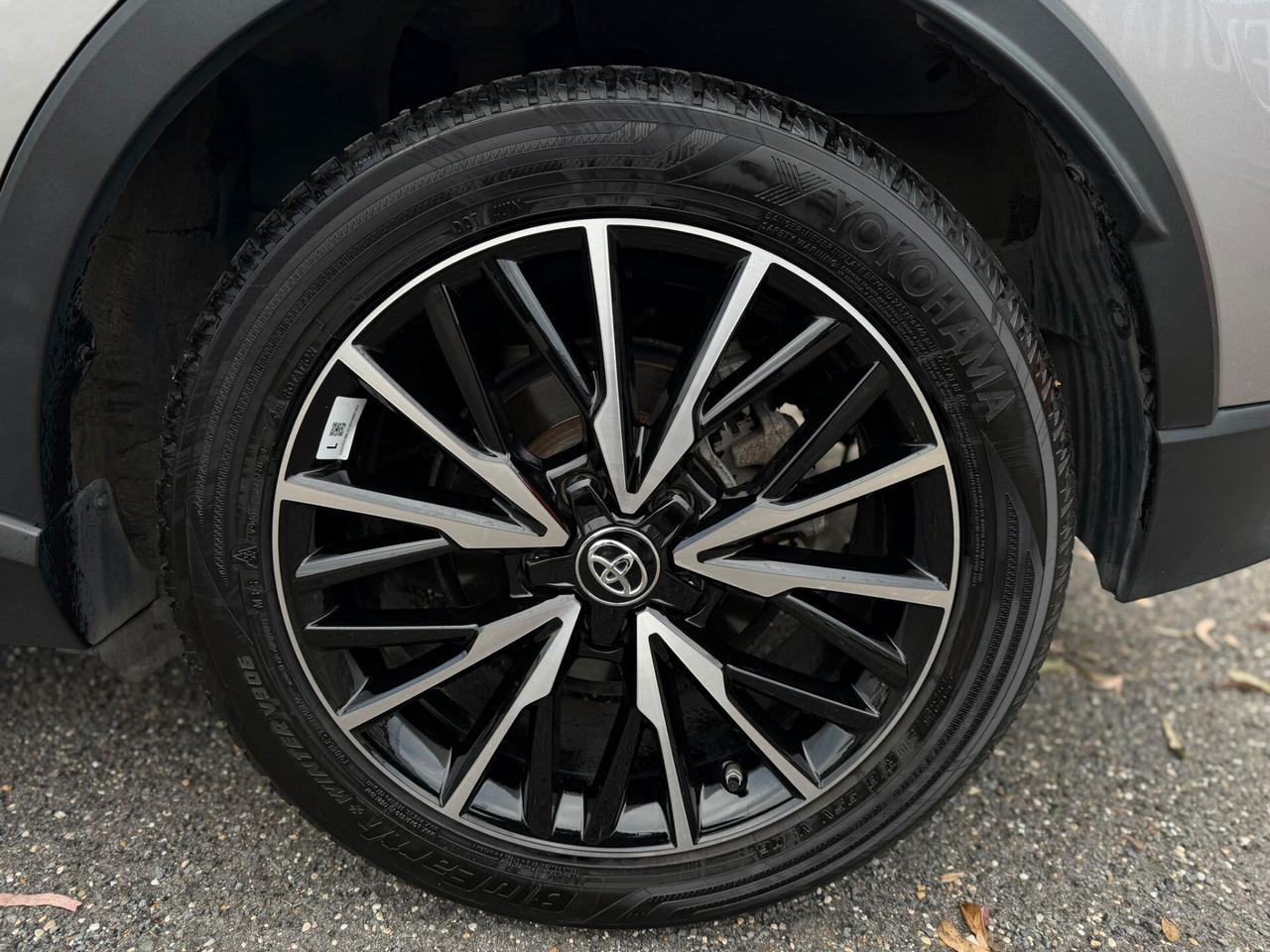 Toyota C-HR 1.8 Hybrid E-CVT Lounge