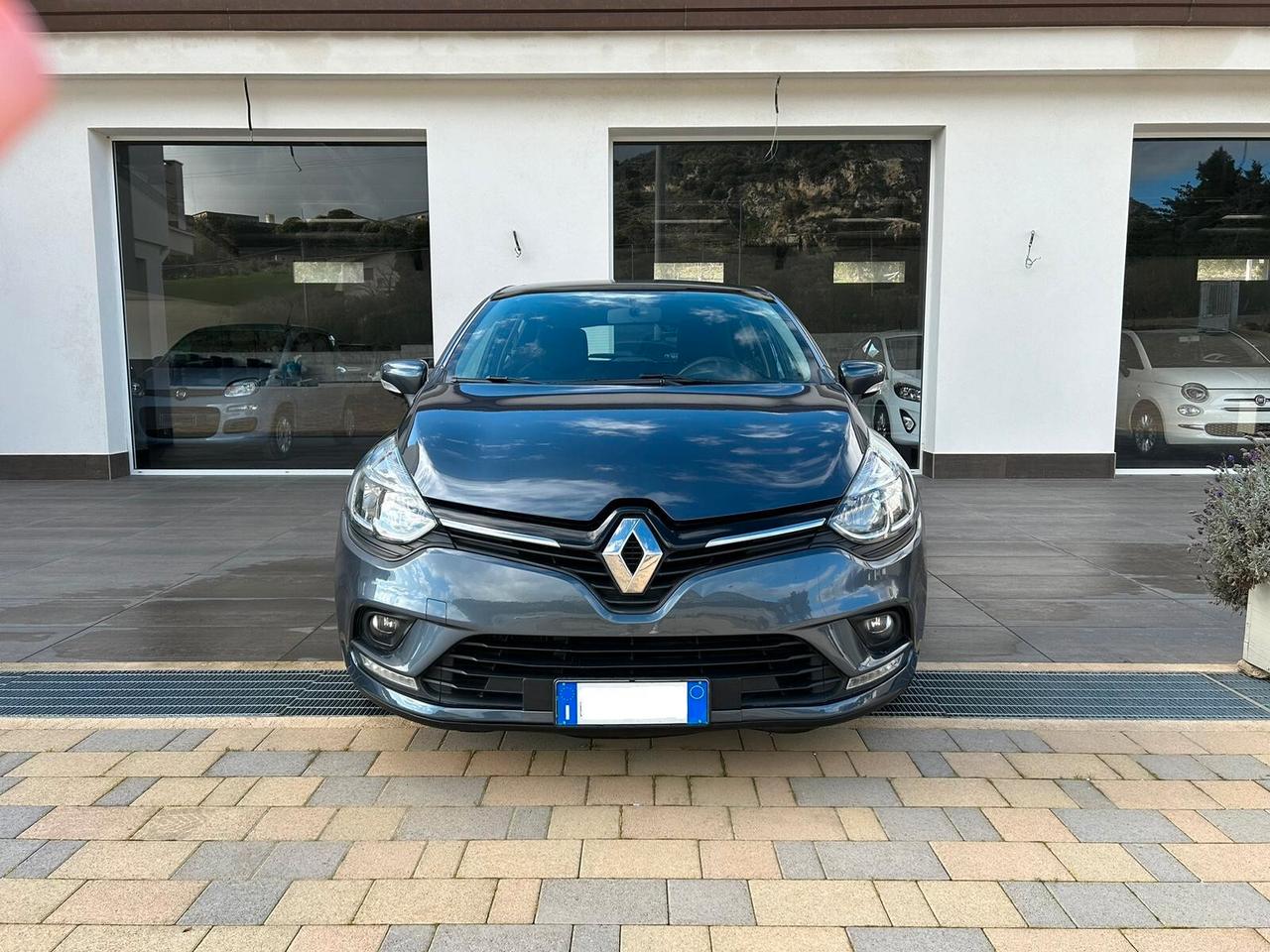 Renault Clio dCi 8V 90 CV 5 porte Moschino Life