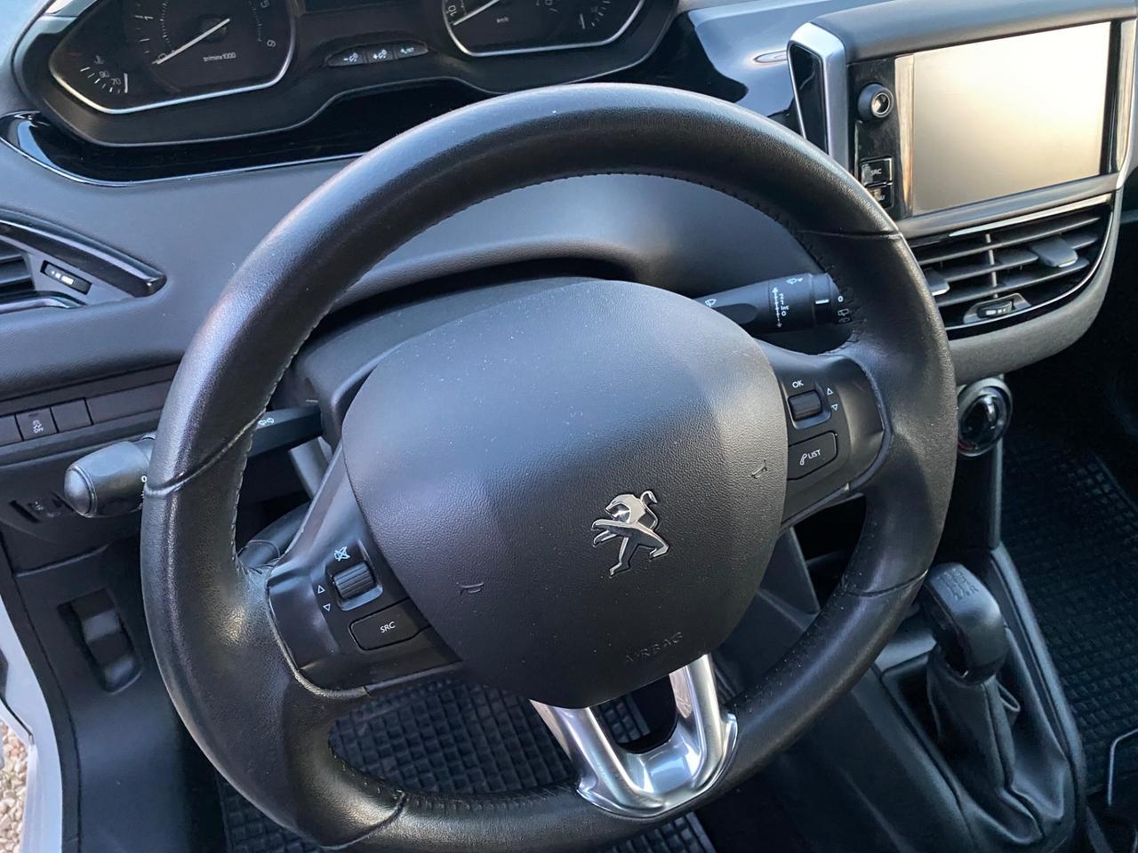 Peugeot 208 BlueHDi 75 5 porte Allure