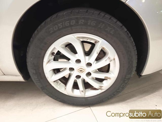 RENAULT Scenic Scénic dCi 110 CV EDC Limited