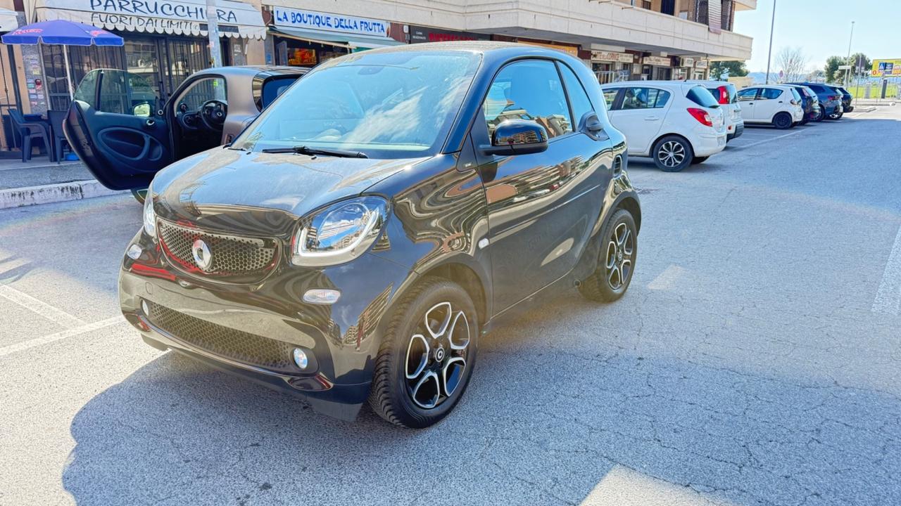 Smart ForTwo 90 0.9 Turbo twinamic Prime LED NAVI PELLE KAMERA PDC BLUETOOTH CERCHI 15 BRACCIOLO