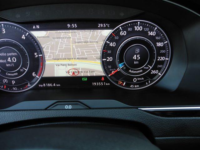 VOLKSWAGEN Passat Alltrack 2.0 TDI 190cv SW 4Motion DSG BMT - GANCIO TRAINO