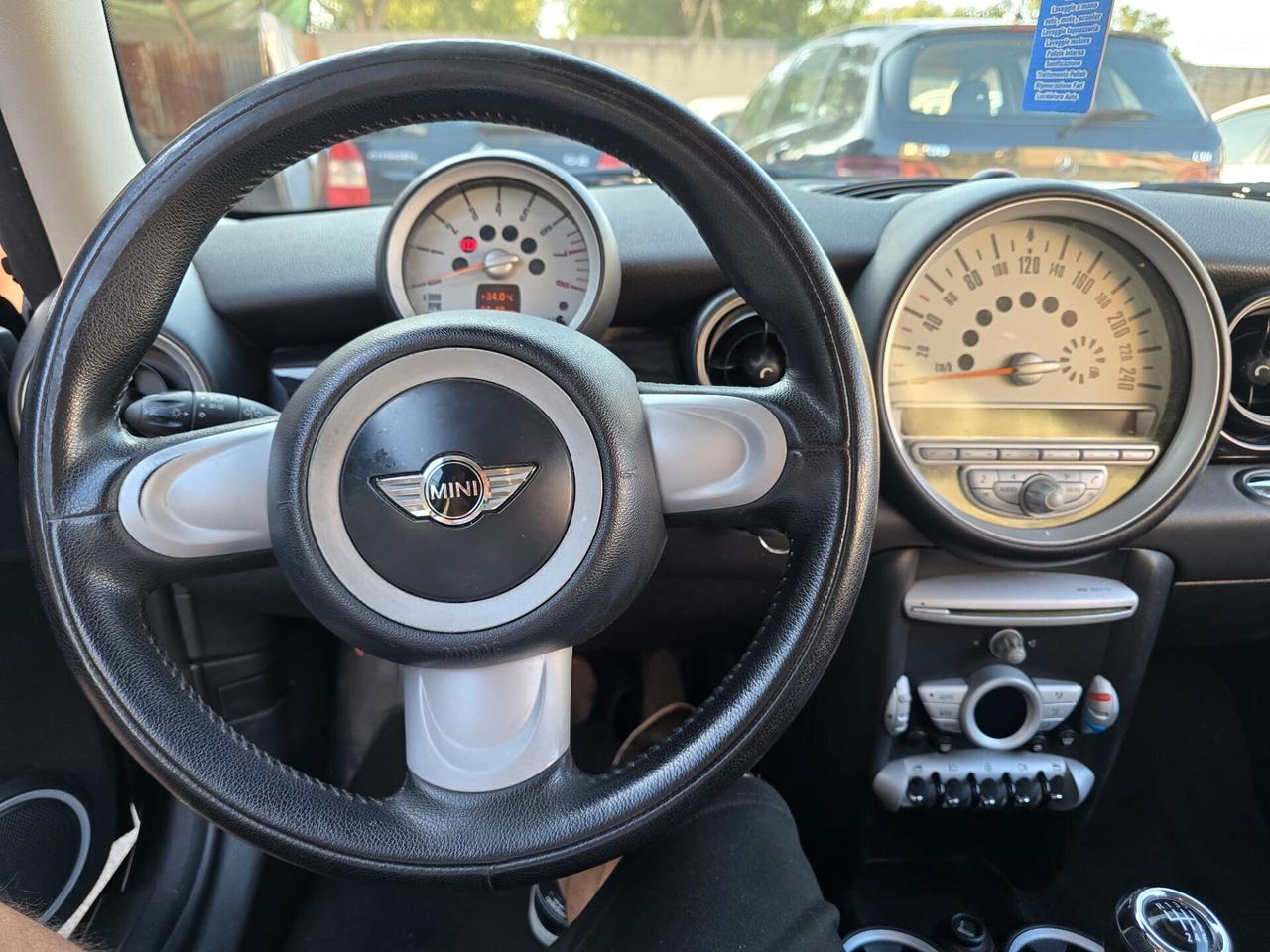Mini COOPER 1.6 BENZ ACCESSORIATA 2009