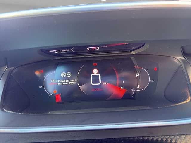 Peugeot 2008 PureTech 130 S&S EAT8 Allure