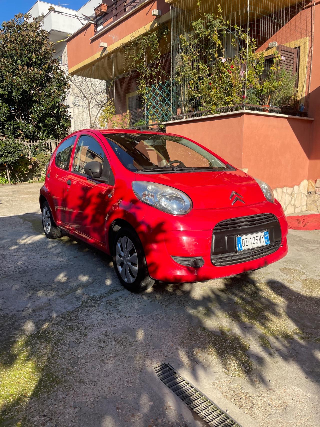 Citroen C1 1.0 5 porte airdream Pulp neopat