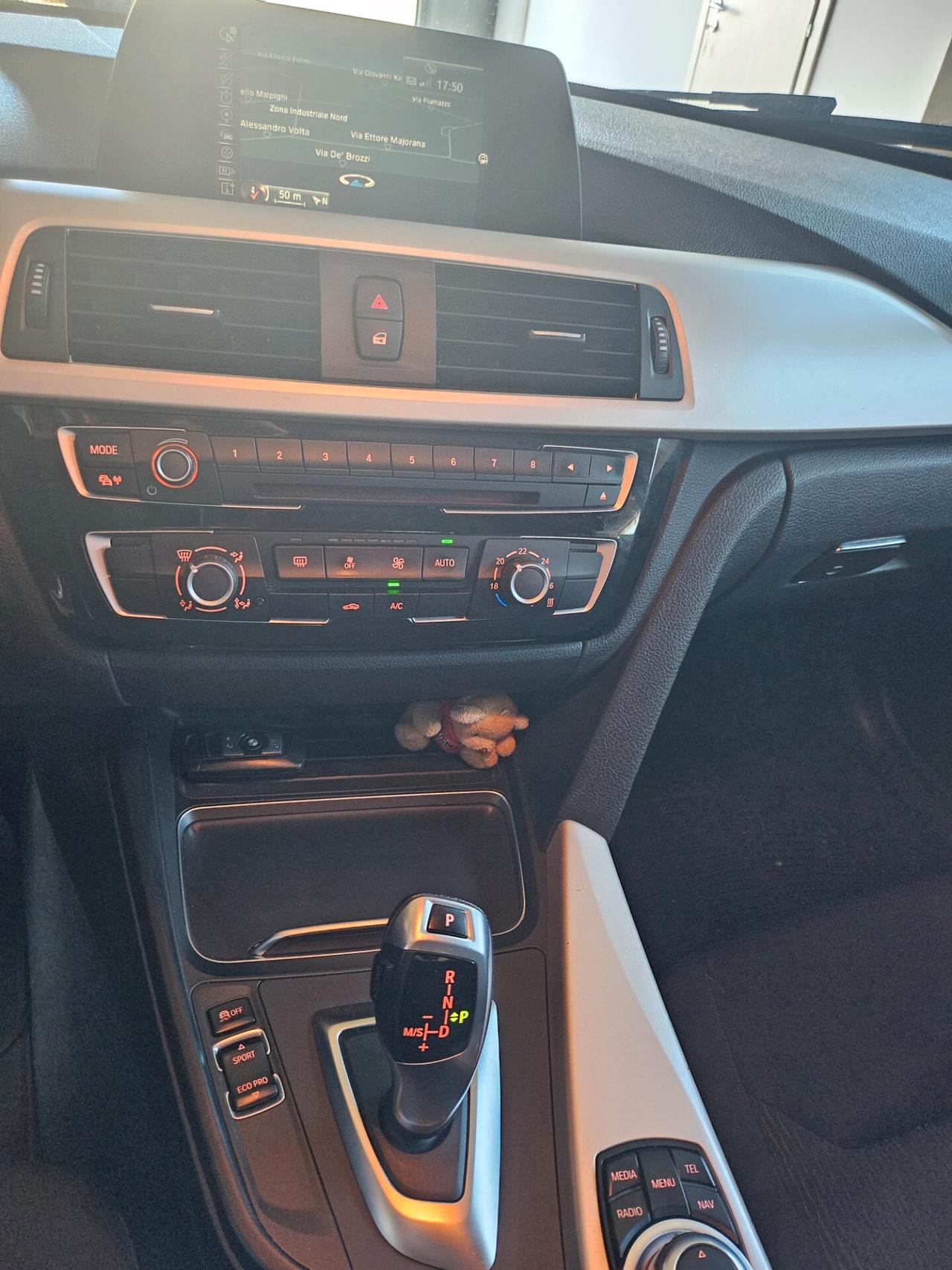 Bmw 318 318d Touring Business con TETTO aut