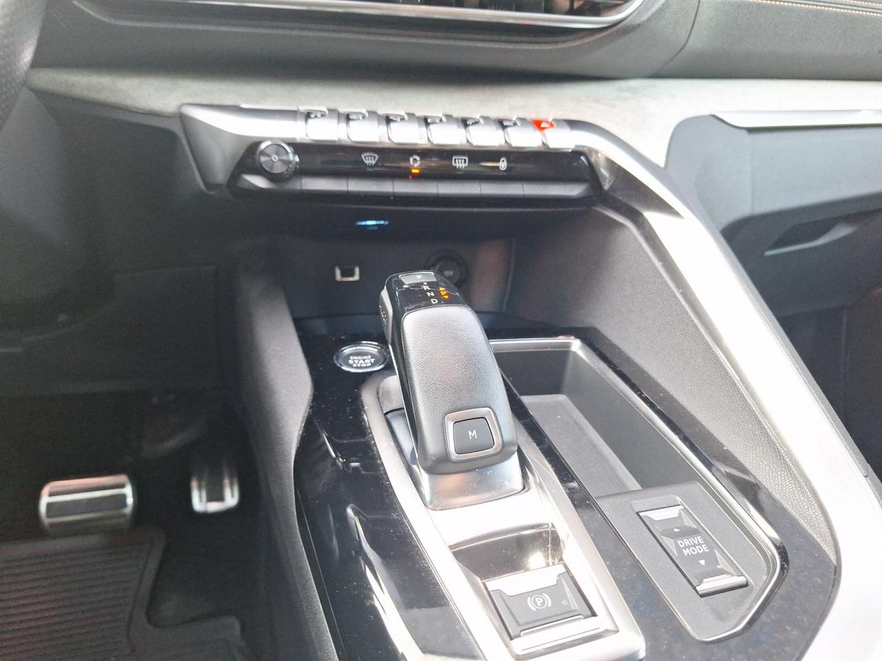 PEUGEOT 3008 2ª serie - 3008 BlueHDi 130 S&S EAT8 Allure