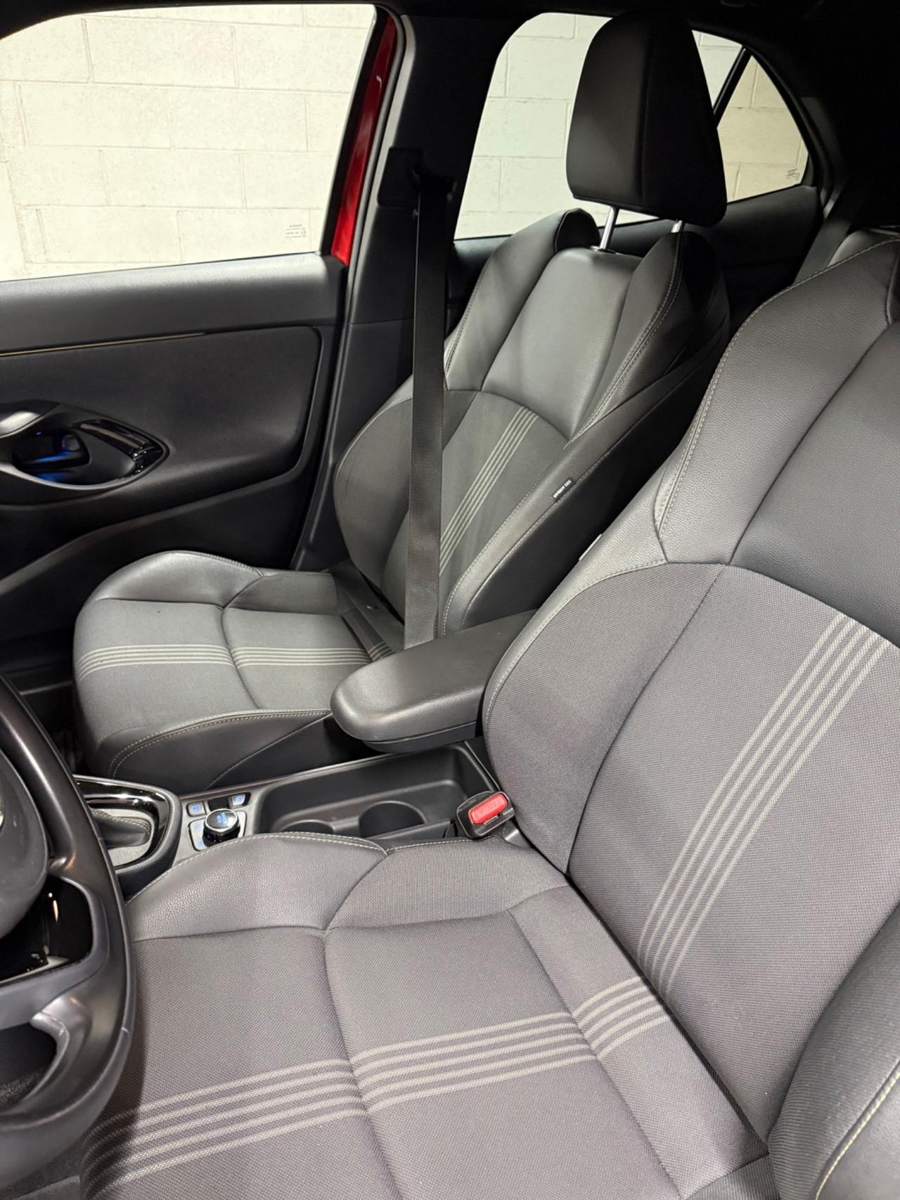 Toyota Yaris Cross 1.5 Hybrid 5p. E-CVT AWD-i Adventure