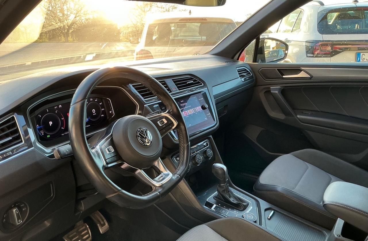 Volkswagen Tiguan 2.0 Diesel R-Line Cambio Automatico 4x4