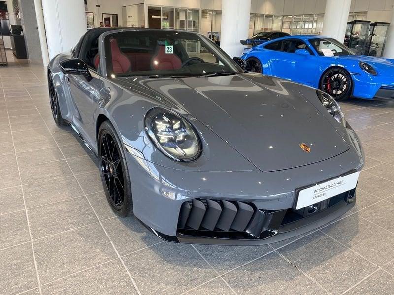 Porsche 911 992.2 Targa 4 GTS PDK - IVA Esposta