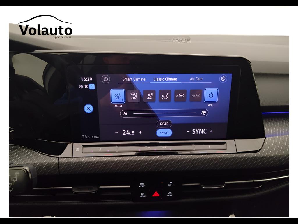 VOLKSWAGEN Golf VIII 2020 - Golf 1.5 tsi evo R-Line 130cv