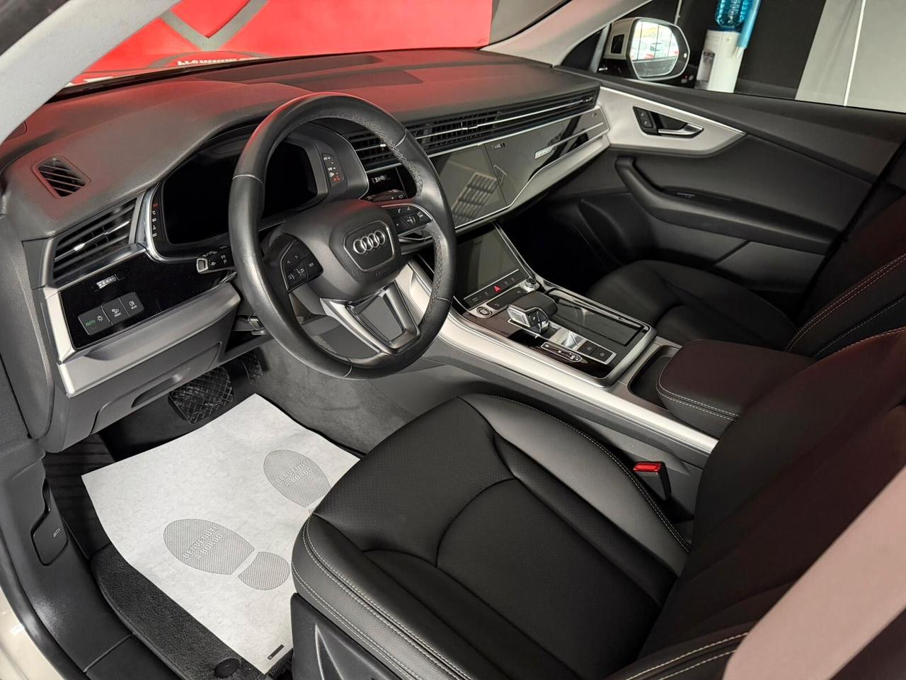 Audi Q8 45 TDI quattro tiptronic Sport