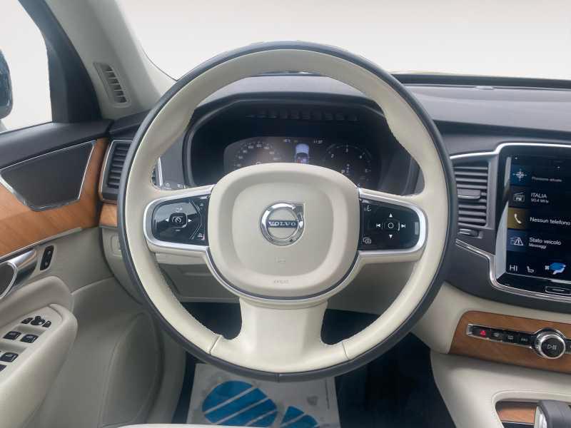 VOLVO XC90 2.0 b5 Momentum AwD GearTr.