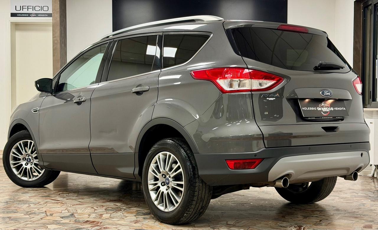 Ford Kuga 2.0 TDCI 140 CV 4WD Titanium