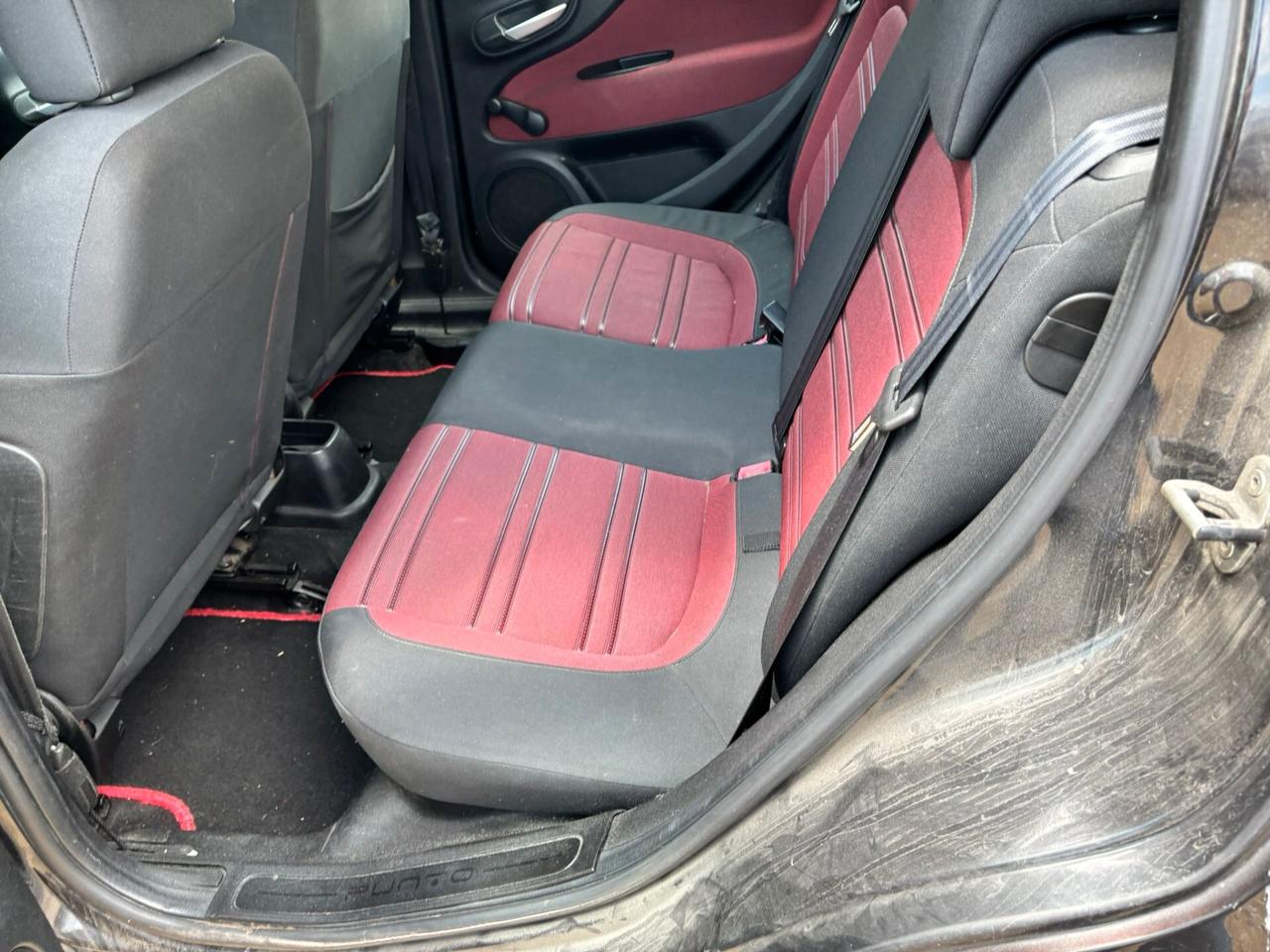 FIAT PUNTO EVO 1.2 BENZINA - NEOPATENTE