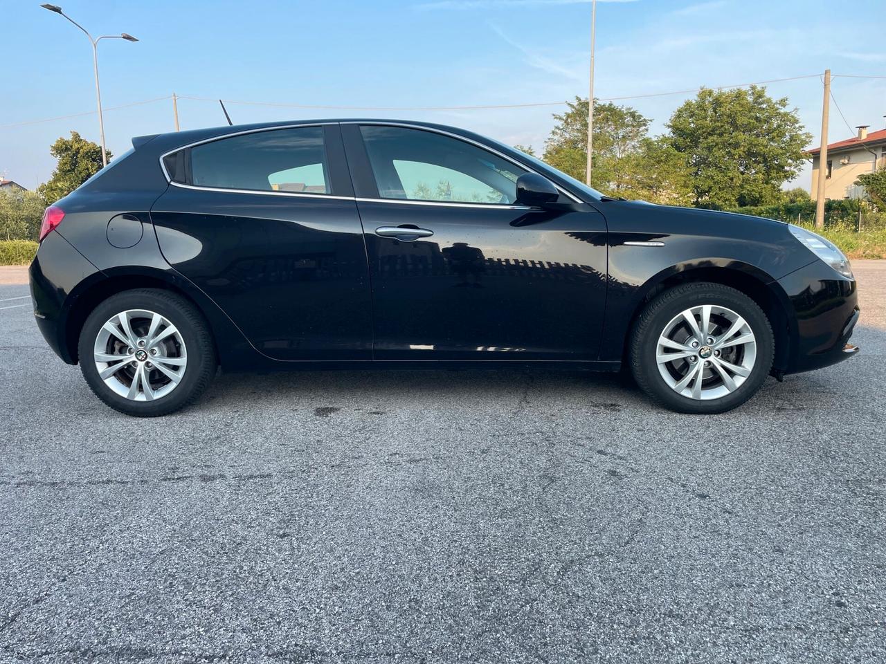 Alfa Romeo Giulietta 1.4 Turbo MultiAir Distinctive
