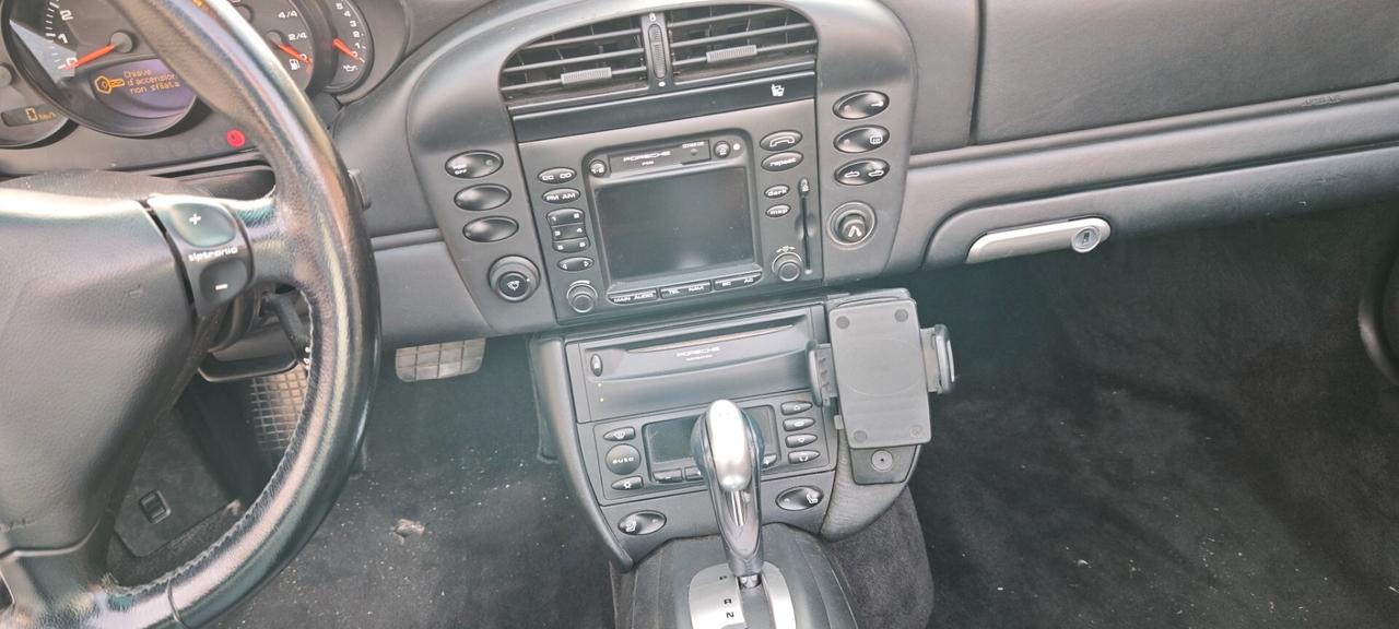 Porsche 911 Carrera 4 cat Cabriolet