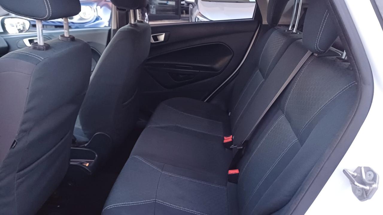 Ford Fiesta 1.4 TDCi 70CV 5p. Titanium