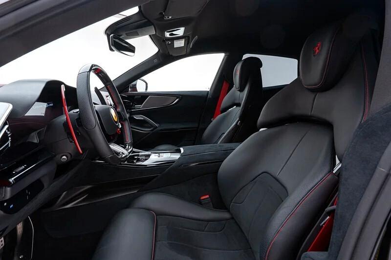Ferrari Purosangue NOLEGGIO LUNGO TERMINE - LEASING FULL INCLUSIVE