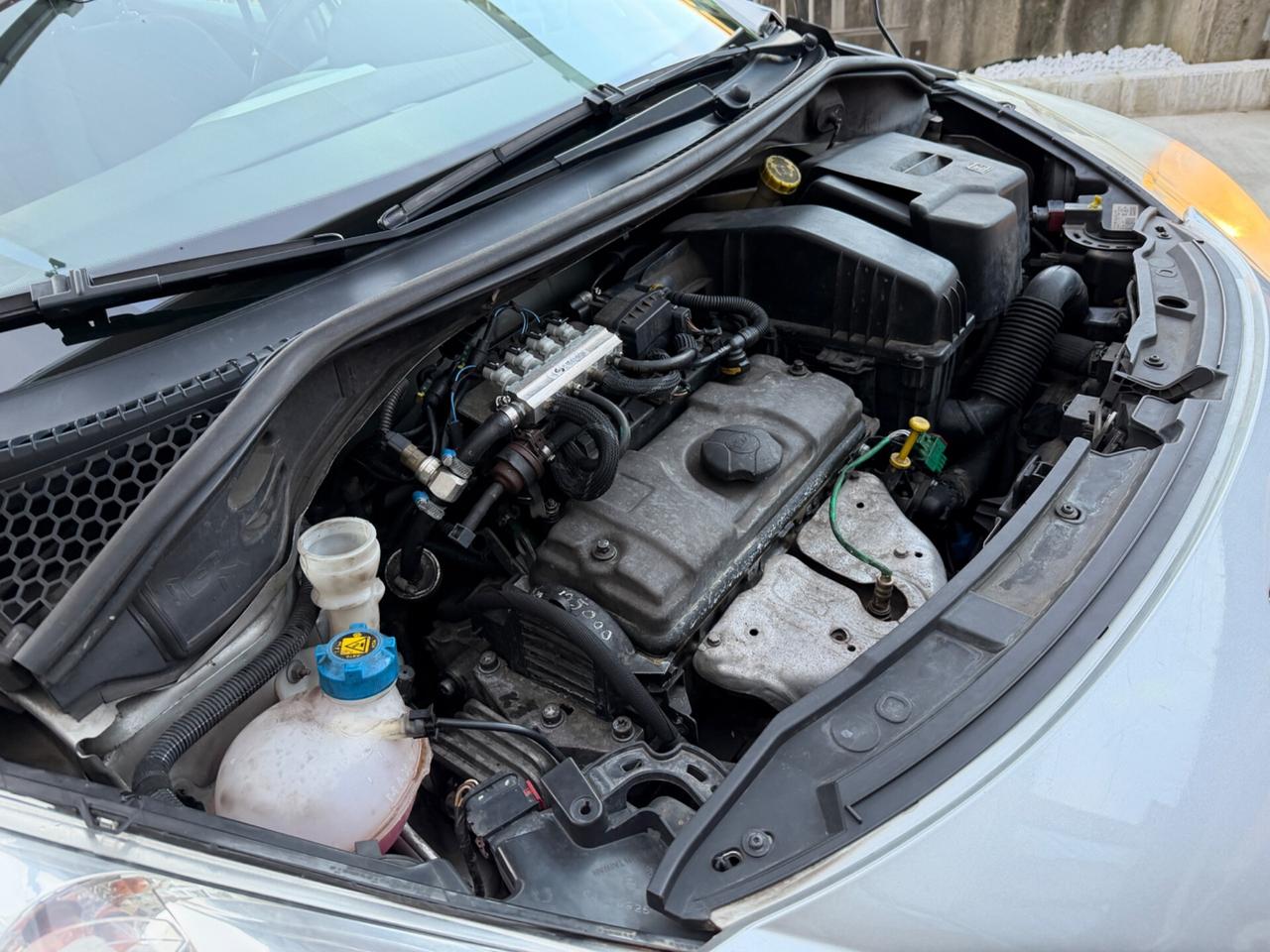 Peugeot 207 1.4 BENZINA Line ECO GPL 2030