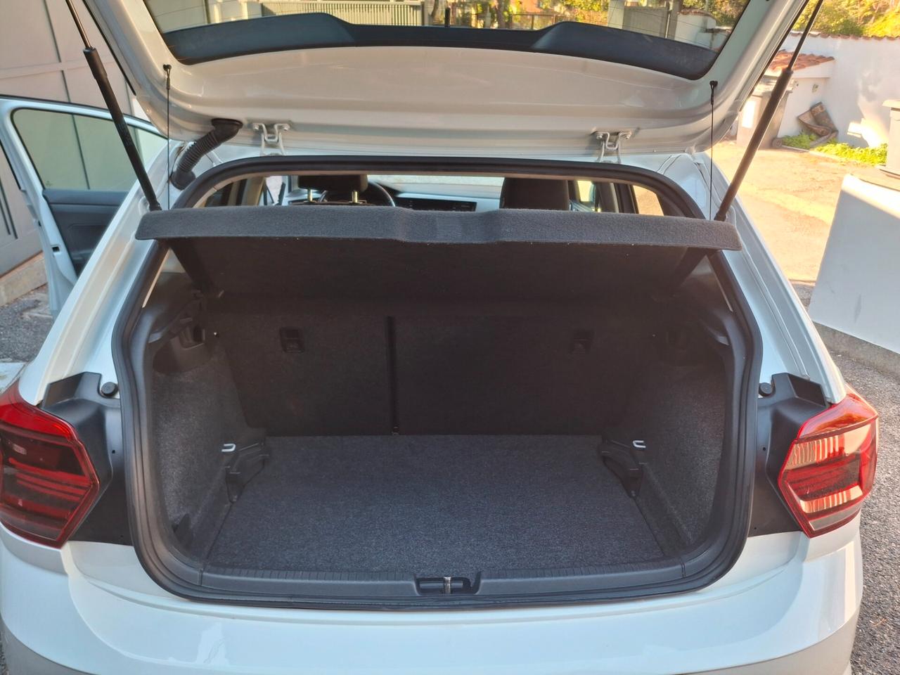 Volkswagen Polo 1.0 TSI 5p. R-LINE