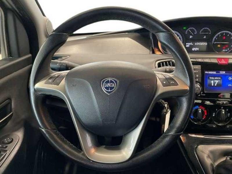 Lancia Ypsilon III 2015 1.2 Gold 69cv my18