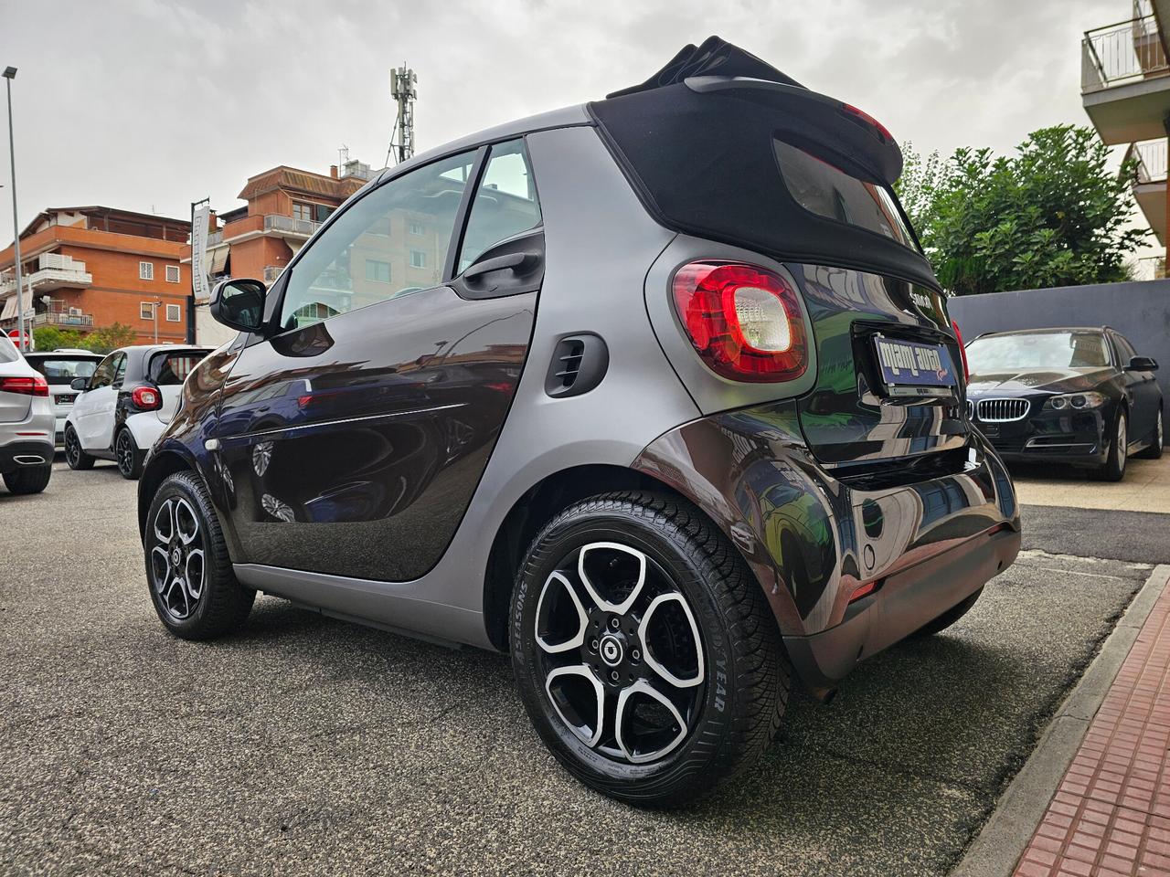 Smart ForTwo 90 0.9 T twinamic cabrio Passion TAGL UFF LED JBL BRACCIOLO