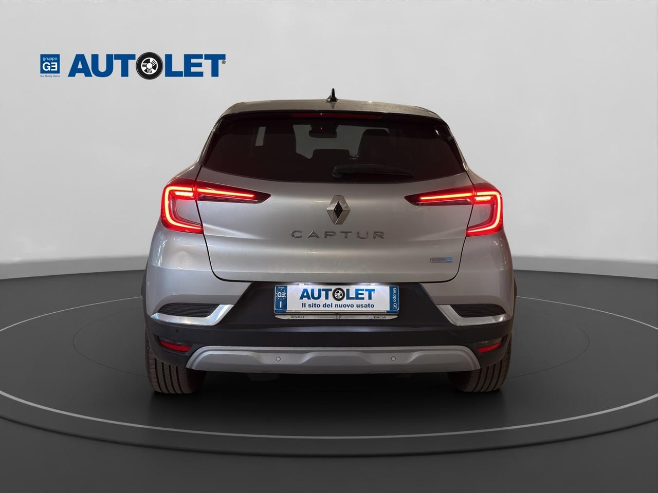 Renault Captur Plug-in Hybrid E-Tech 160 CV Initiale Paris