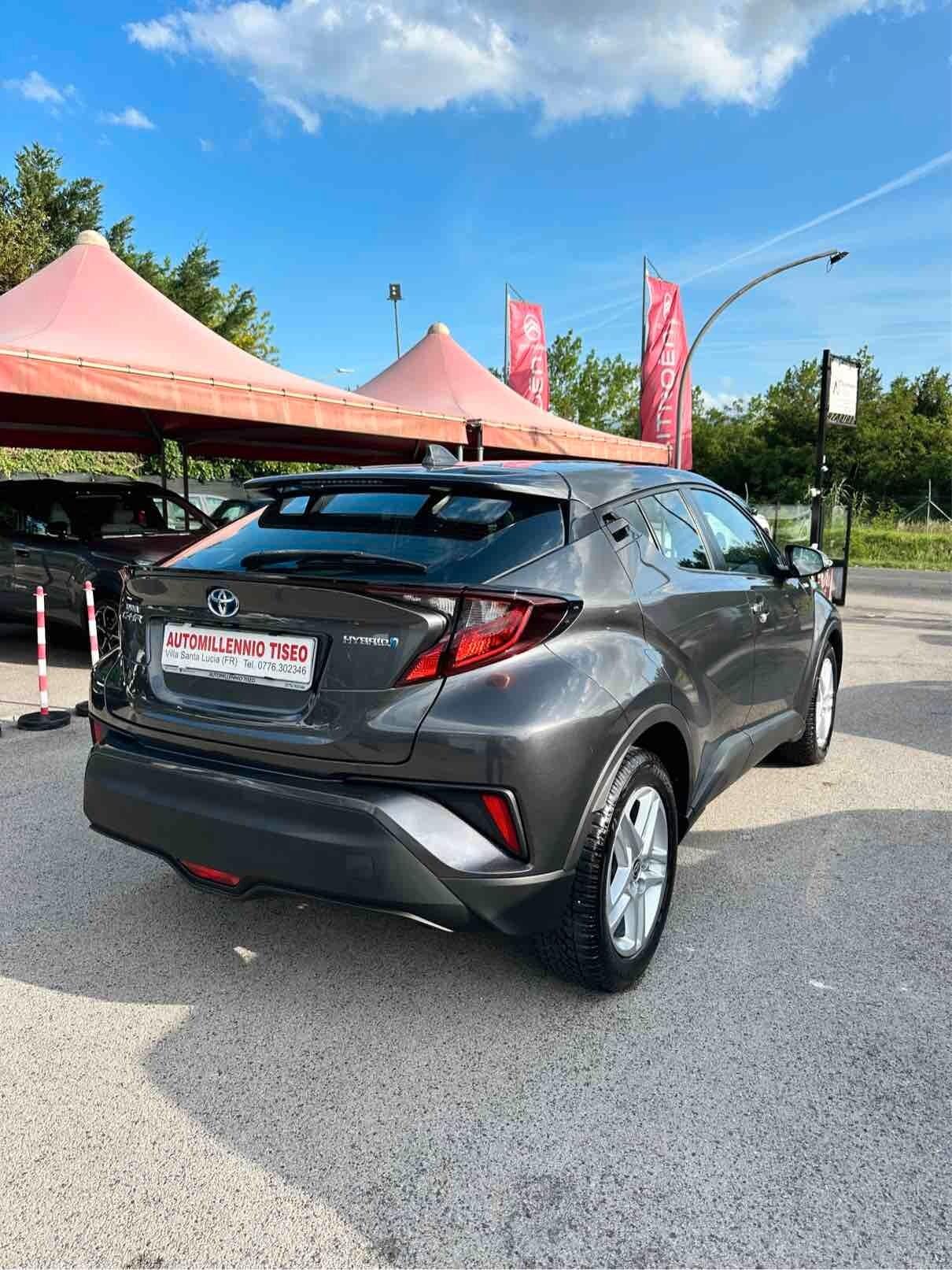 Toyota C-HR 1.8 Hybrid E-CVT Business