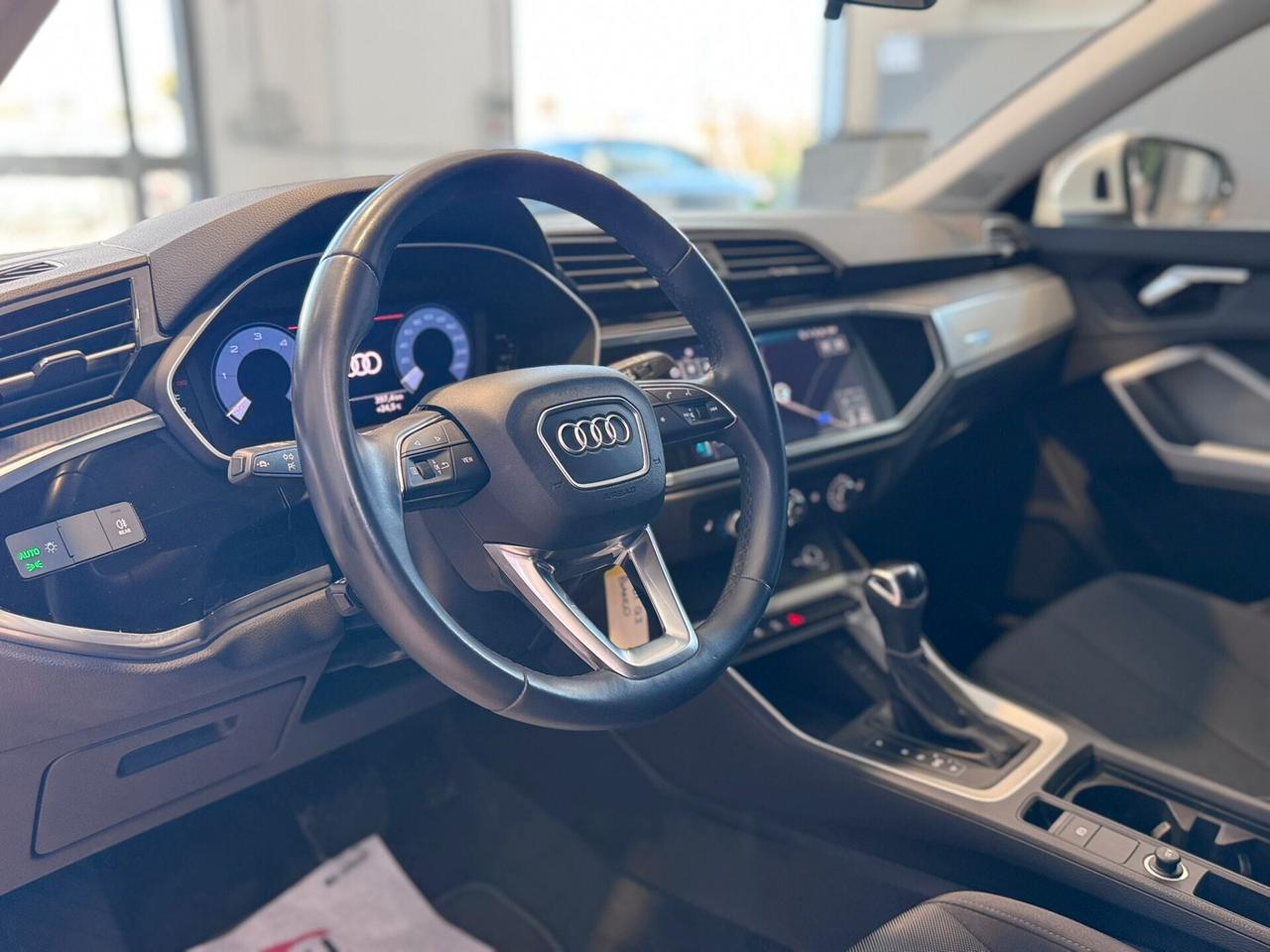 Audi Q3 SPB 35 TDI S tronic Business Advanced