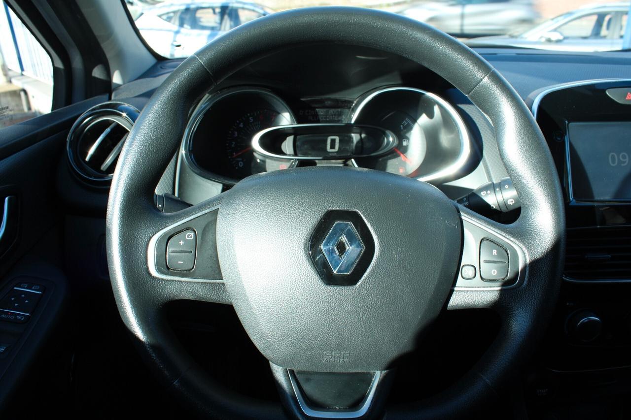 Renault Clio 1.2 75CV 5 porte Intens