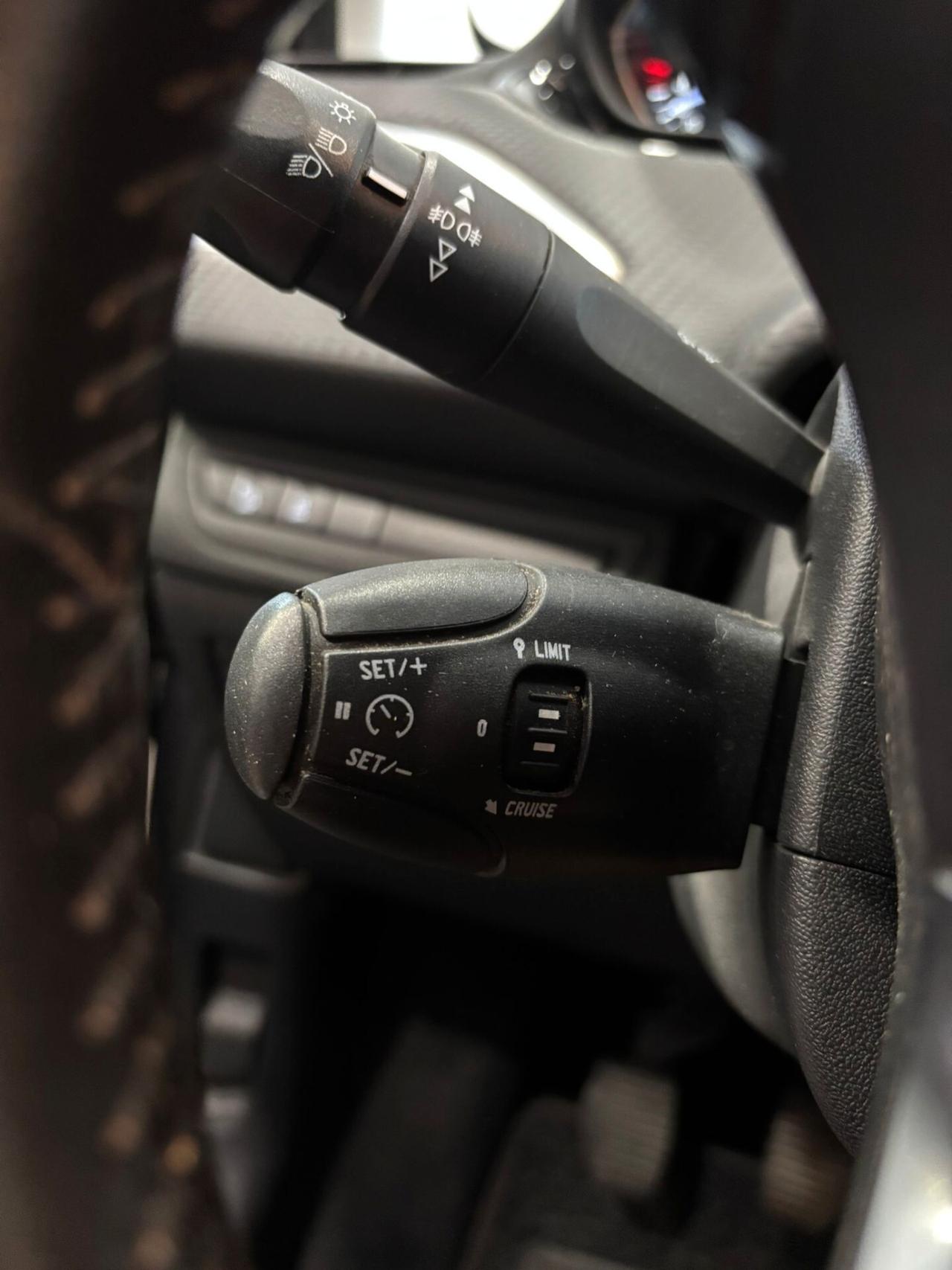 Peugeot 2008 1.5 BlueHDi 100 Allure