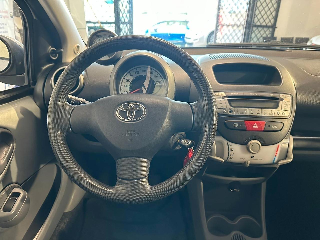 Toyota Aygo 1.0 12V VVT-i 5 porte ADATTA A NEOPATENTATI