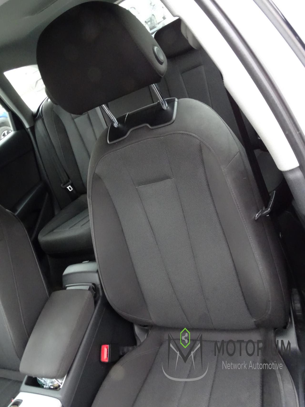 Audi A4 Avant 35 2.0 tdi mhev Business Advanced 163cv s-tronic