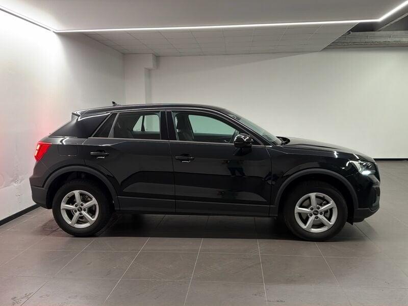 Audi Q2 Audi Business 30 TDI 85(116) kW(CV) 6-marce
