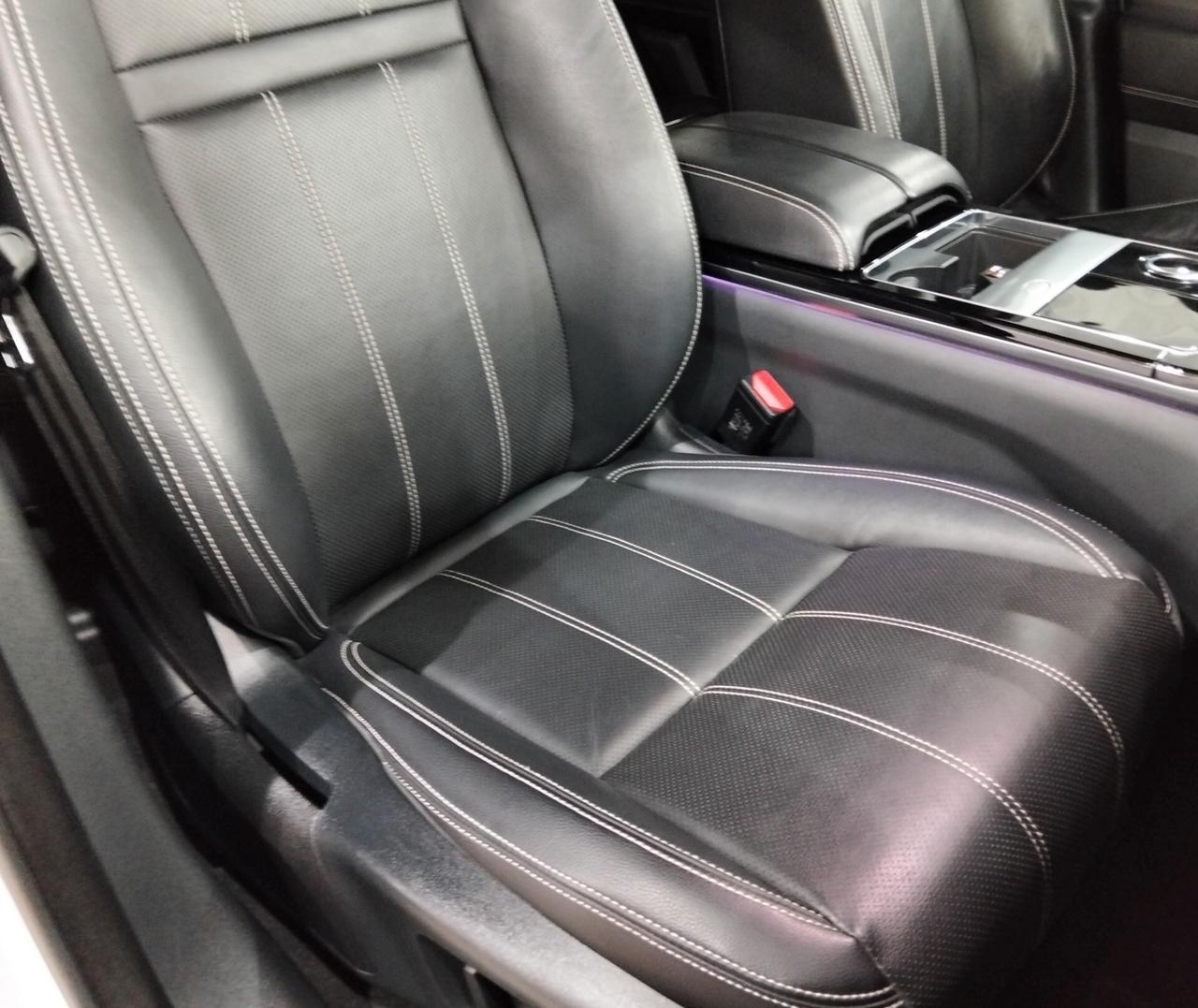 Land Rover Range Velar 2.0D I4 240 CV R-Dynamic SE