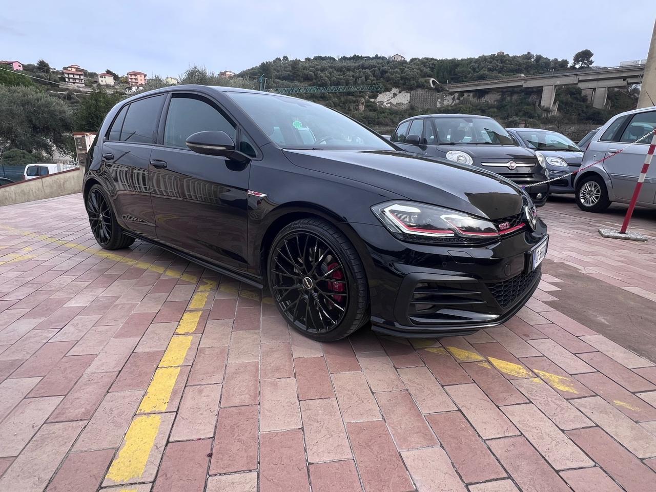 Volkswagen Golf GTI Performance 2.0 245 CV TSI 5p. BMT