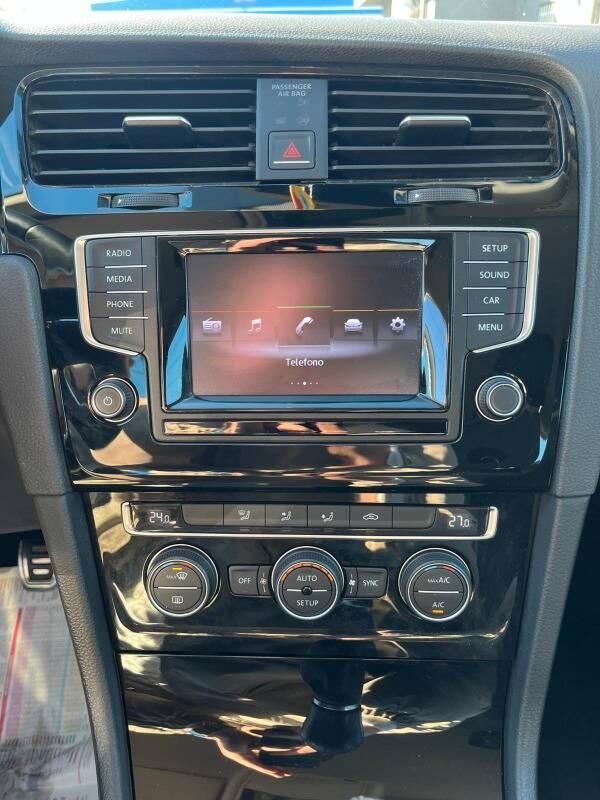 Volkswagen Golf 1.6 tdi Highline 5p