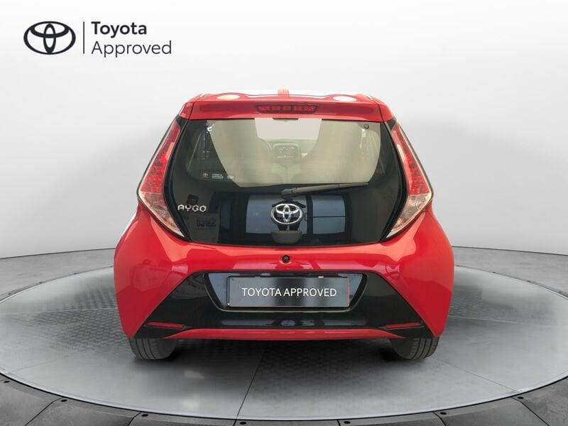 Toyota Aygo 1.0 VVT-i 69 CV 5 porte x-wave