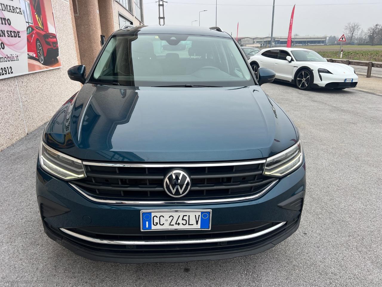 VOLKSWAGEN Tiguan 2.0 TDI SCR Life NUOVO MODELLO TETTO PANORAMICO