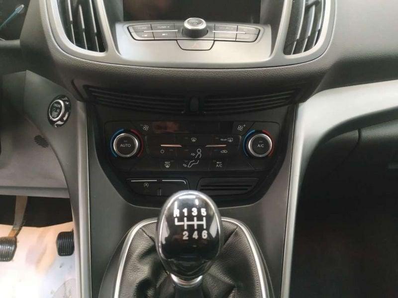 Ford Kuga 1.5 tdci Business s&s 2wd 120cv my18