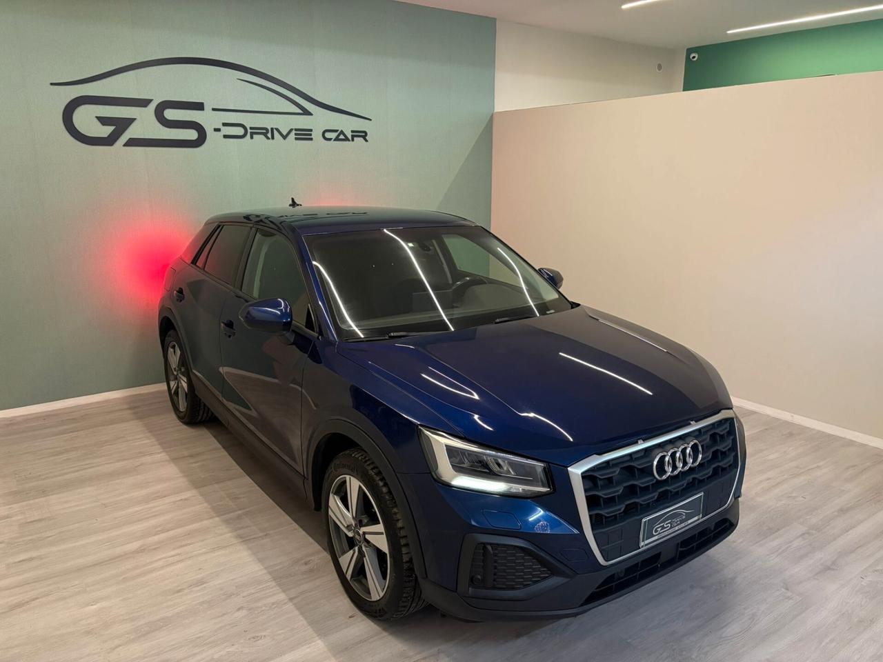 Audi Q2 30 TDI S tronic Identity Black