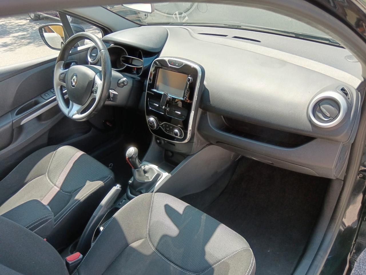 Renault Clio 1.5 DCI 75CV DUEL NAVI RETROCAMERA