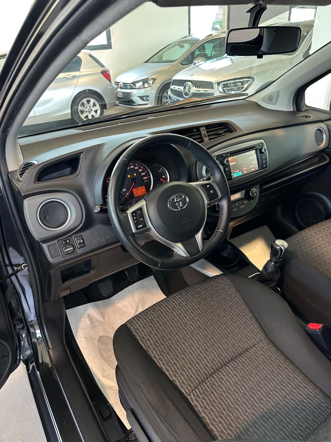 Toyota Yaris 1.4 D-4D 5 porte Lounge