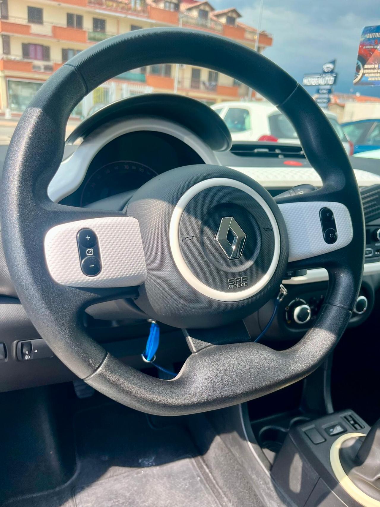 Renault Twingo SCe Lovely