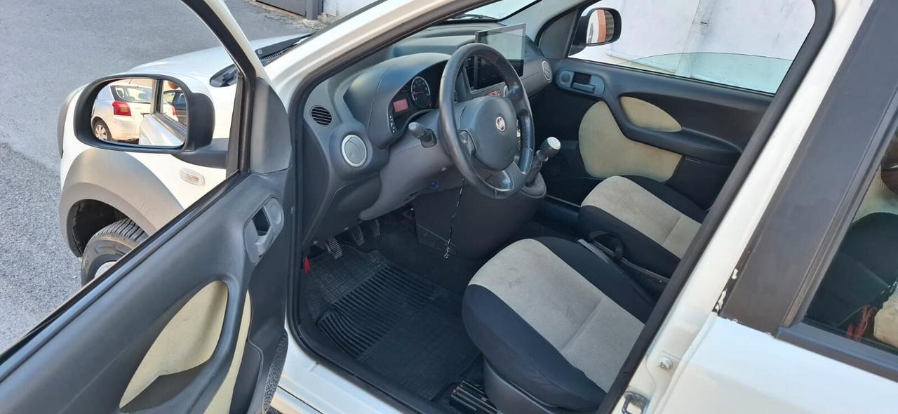2011 Fiat Panda 1.3 MJT 16V DPF 4x4 Climbing