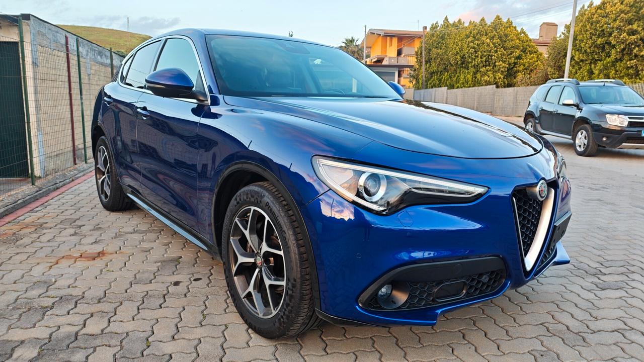 Alfa Romeo Stelvio 2.2 Turbodiesel 190 CV AT8 Q4 Ti
