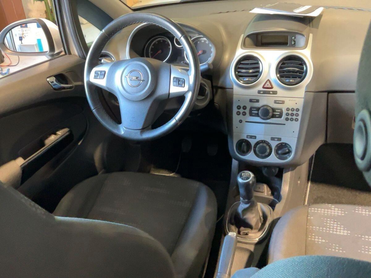 Opel Corsa 1.2 5 porte Elective