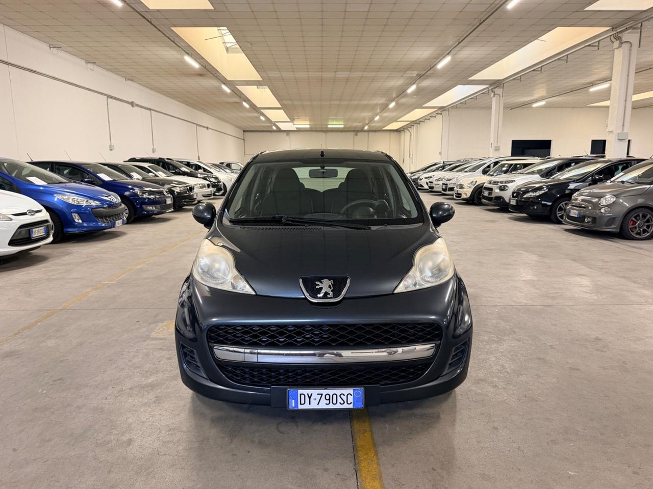 Peugeot 107 1.0 68CV 5p. Plaisir
