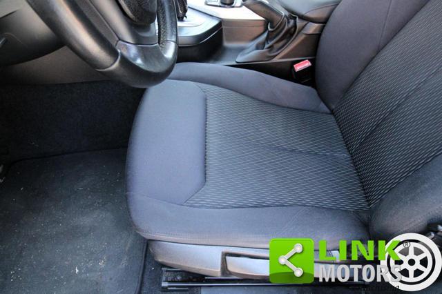BMW 120 d 5p.UNIQUE